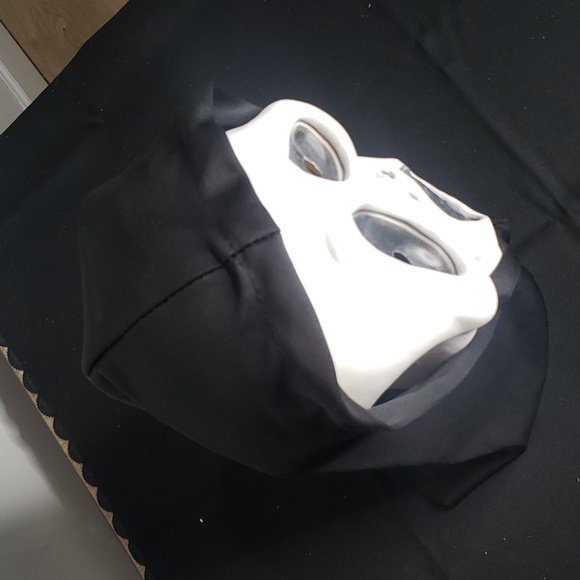 Scream Ghost Face Masks Halloween Costume NWOT - Picture 2 of 5